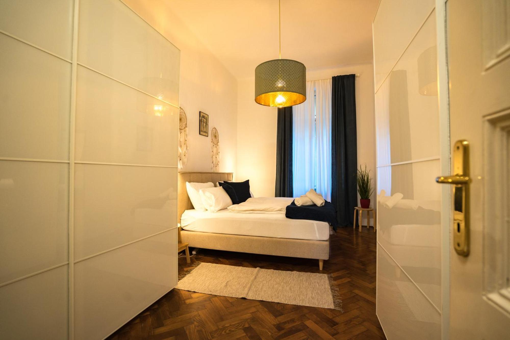 Apartman Iris Zagreb Extérieur photo
