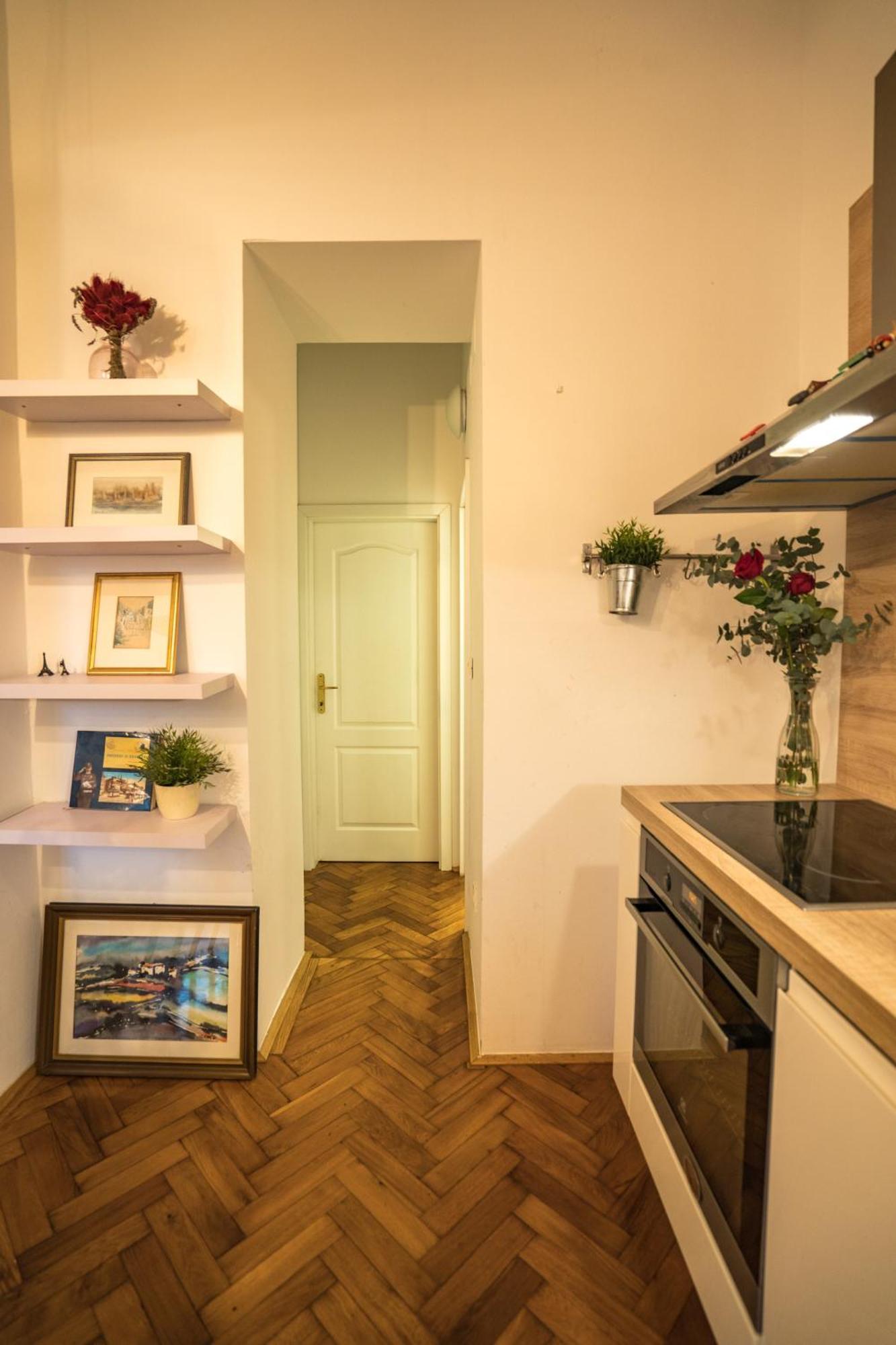 Apartman Iris Zagreb Extérieur photo